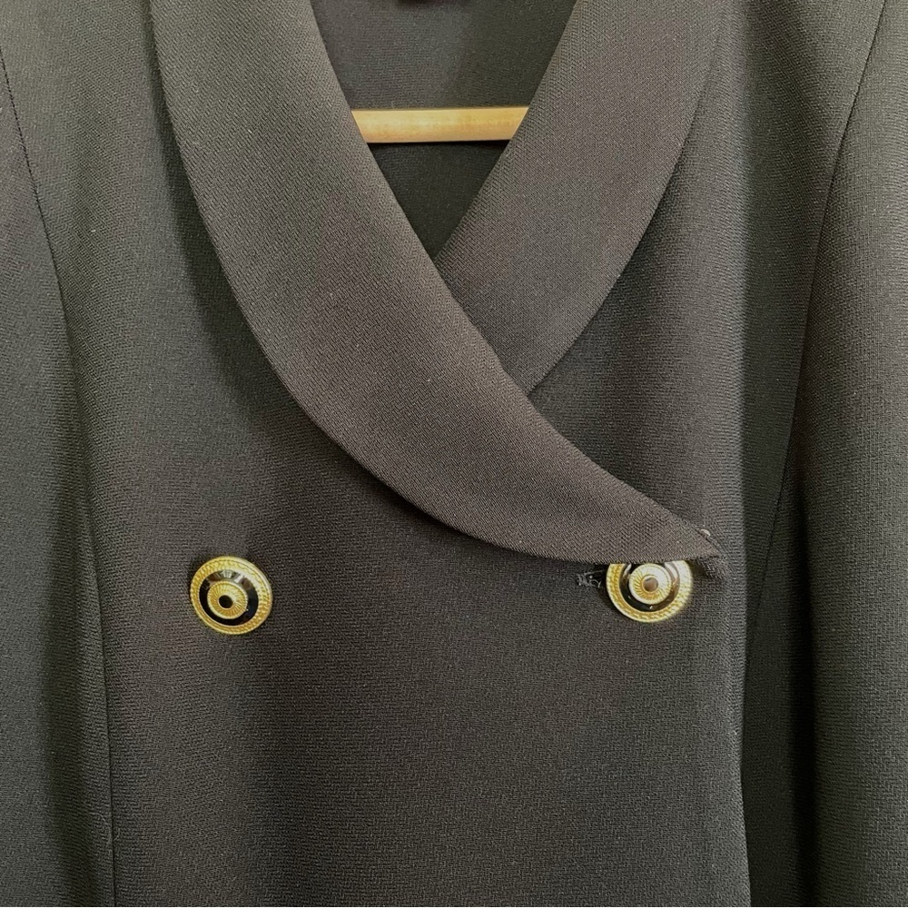Vintage Talbots Black Double-Breasted Blazer w/ Gold & Enameled Buttons Size 4 - Picture 5 of 13